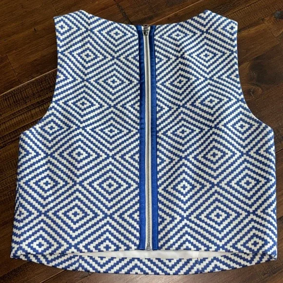 Alice + Olivia Two Piece Set - Picture 5 of 12